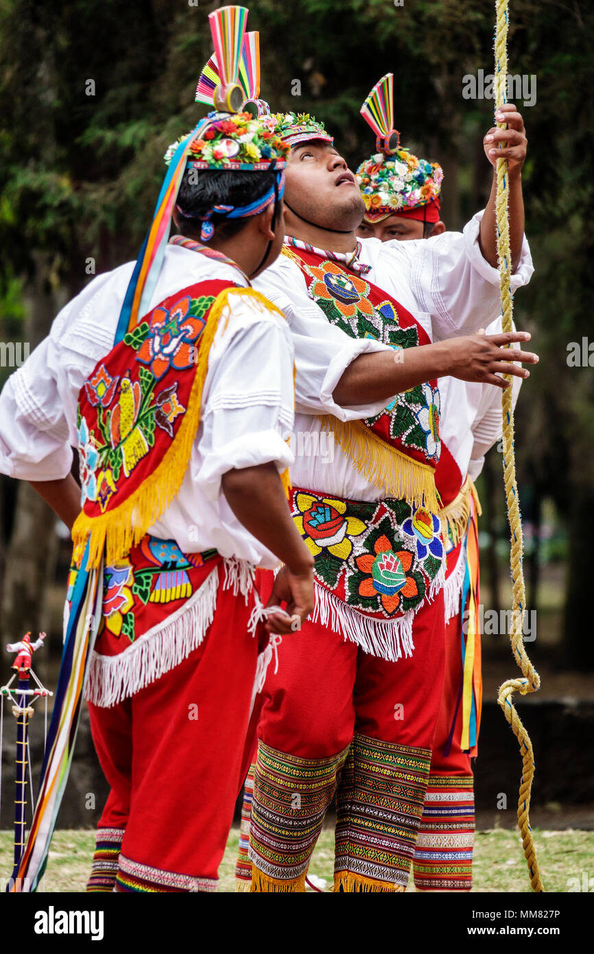 Mexiko-Stadt, Polanco, lateinamerikanische lateinamerikanische ethnische Minderheit, Immigranten, Mexikaner, Museo Nacional de Antropologia National Museum of Anthropology, Stockfoto