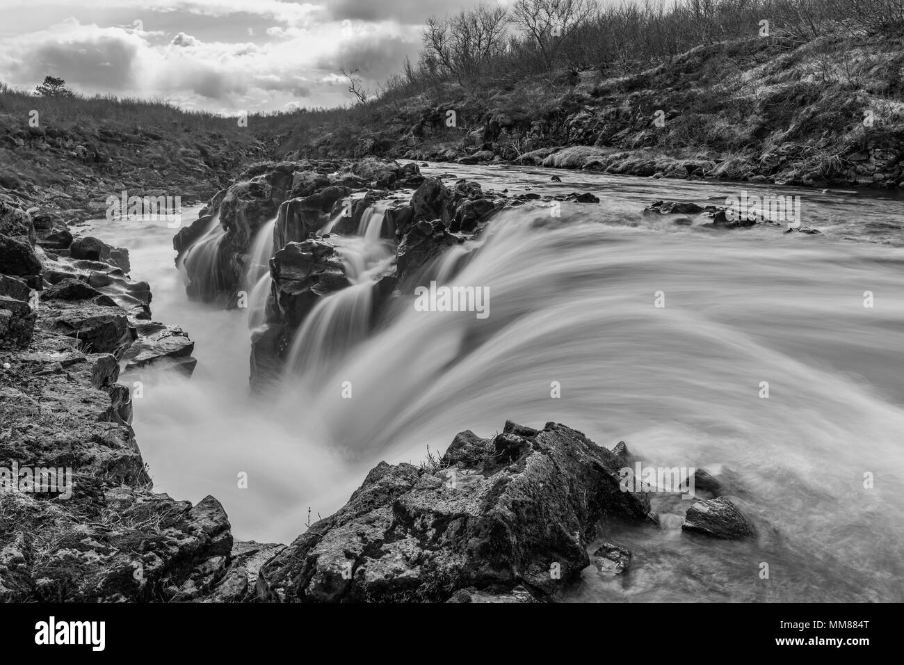Glacier blue Wasserfall auf dem Weg zur Bruarfoss, Island Stockfoto