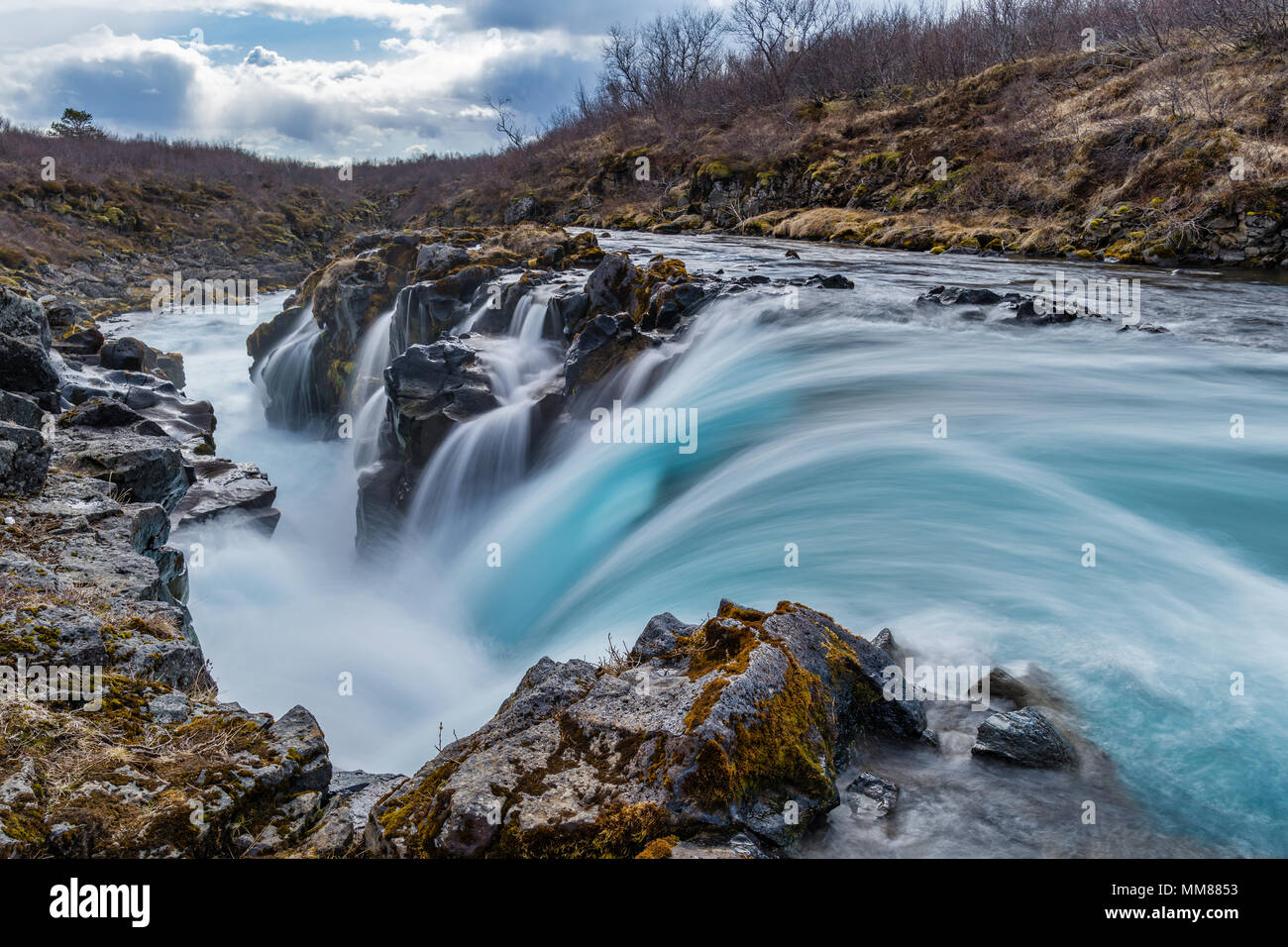 Glacier blue Wasserfall auf dem Weg zur Bruarfoss, Island Stockfoto