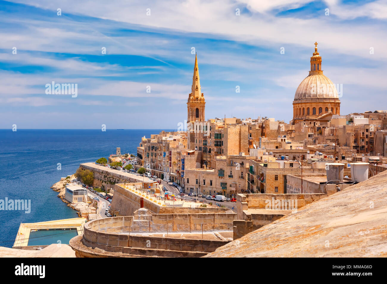 Kuppeln und Dächer von Valletta, Malta Stockfoto