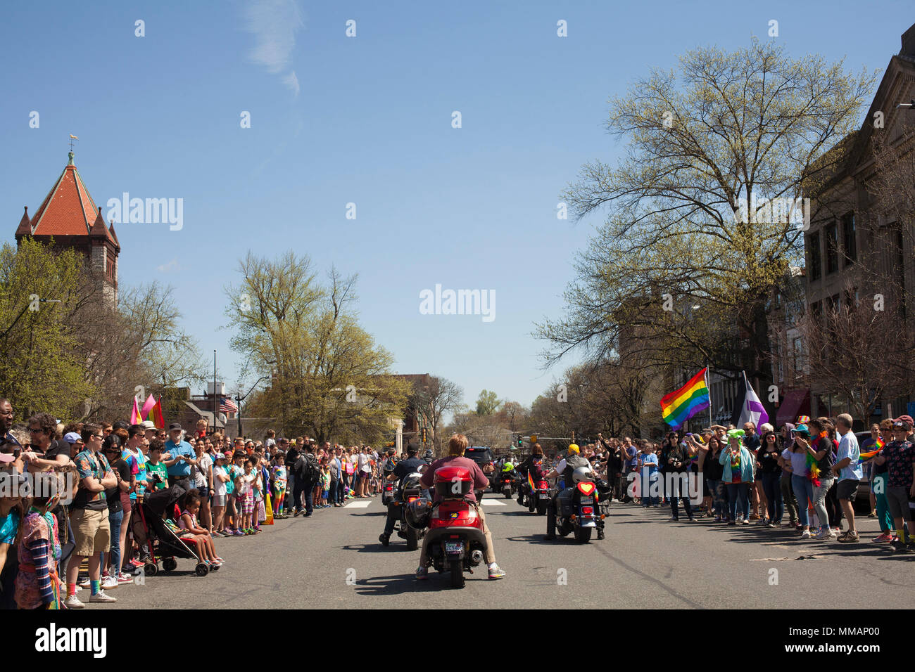 Gay Pride Feier an einem sonnigen Tag in Northampton, Massachusetts. Stockfoto