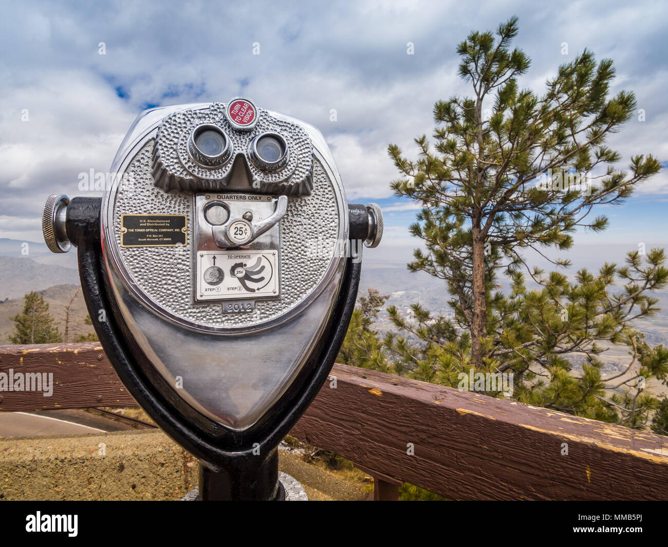 Münzautomaten binocular viewer Lookout Mountain, Colorado, USA. Stockfoto