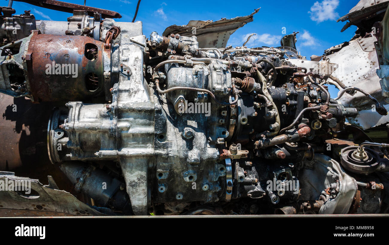 Alte Abgestuerztes Flugzeug Trümmer Motor Stockfoto