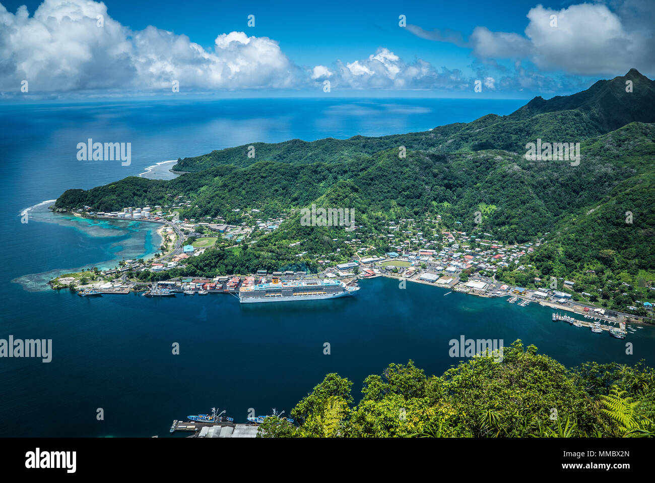 Pago Pago Hill Blick über die Insel Stockfoto