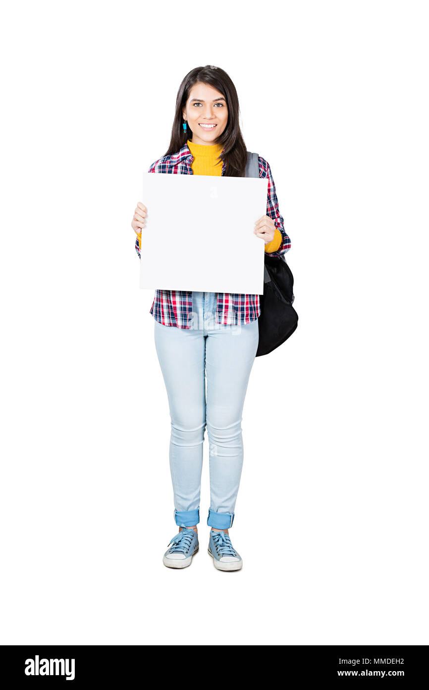 Verwechseln. d Ein junges Mädchen weg schauen Denken Kontemplation Nahaufnahme Stockfoto