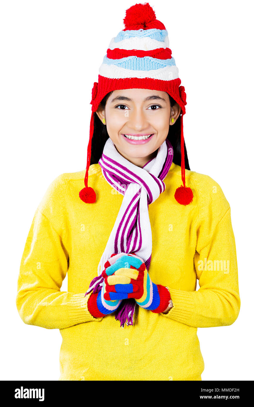 Ein junges Mädchen tragen Pullover, Schal, Handschuhe, Mütze Winter Stockfoto