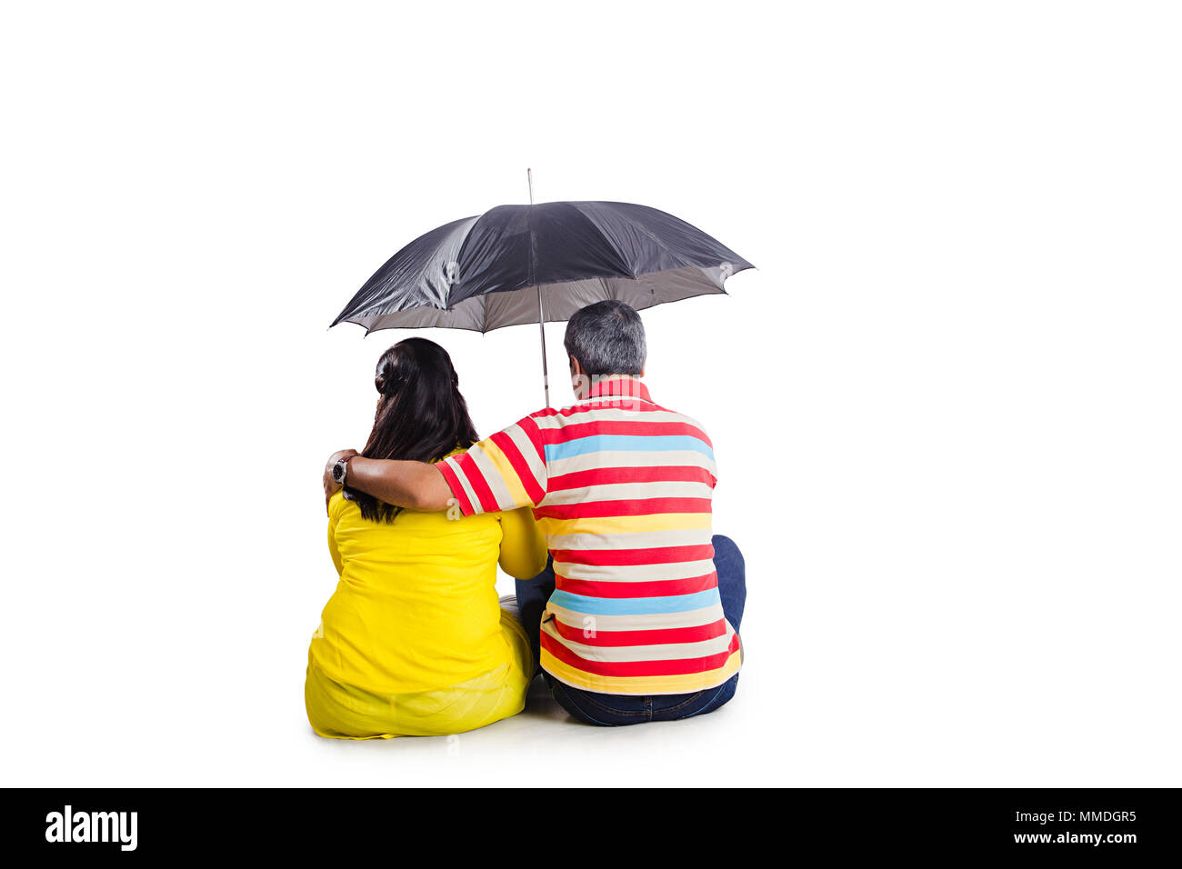 Auf der Rückseite Senior Paar zusammen unter dem Dach weißer Hintergrund Stockfoto