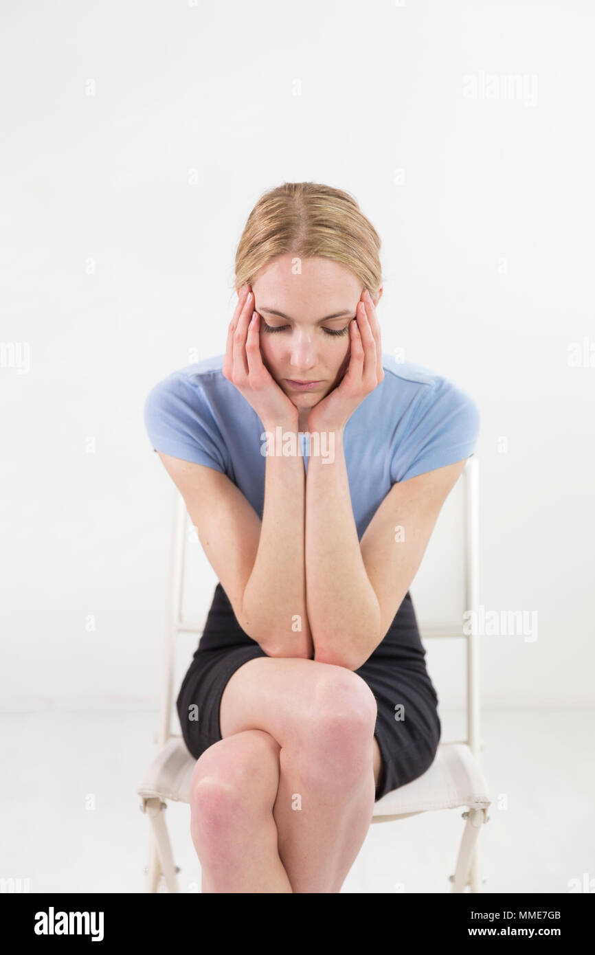 BERATUNG, FRAU SCHMERZEN Stockfoto