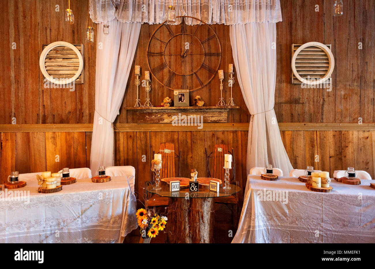 Eine südliche Stil Land Hochzeit ist komfortabel und charmant alle auf einmal. Stockfoto