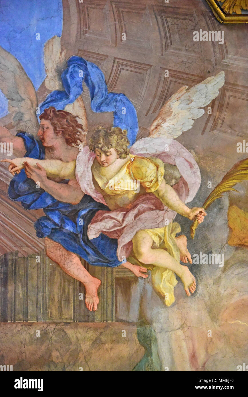 Engel im Deckenfresko das Wunder der Ketten dargestellt, von Giovanni Battista Paodi, von San Pietro in Vincoli, Rom, Italien Stockfoto