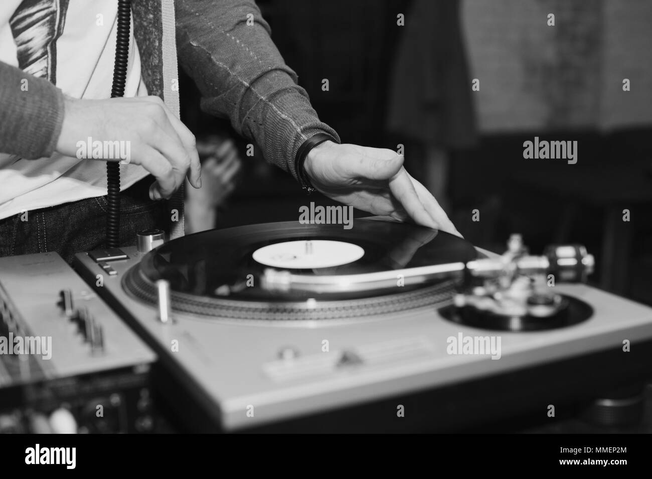 DJ-Laufwerke Knöpfe in Schwarz und Weiß Stockfoto