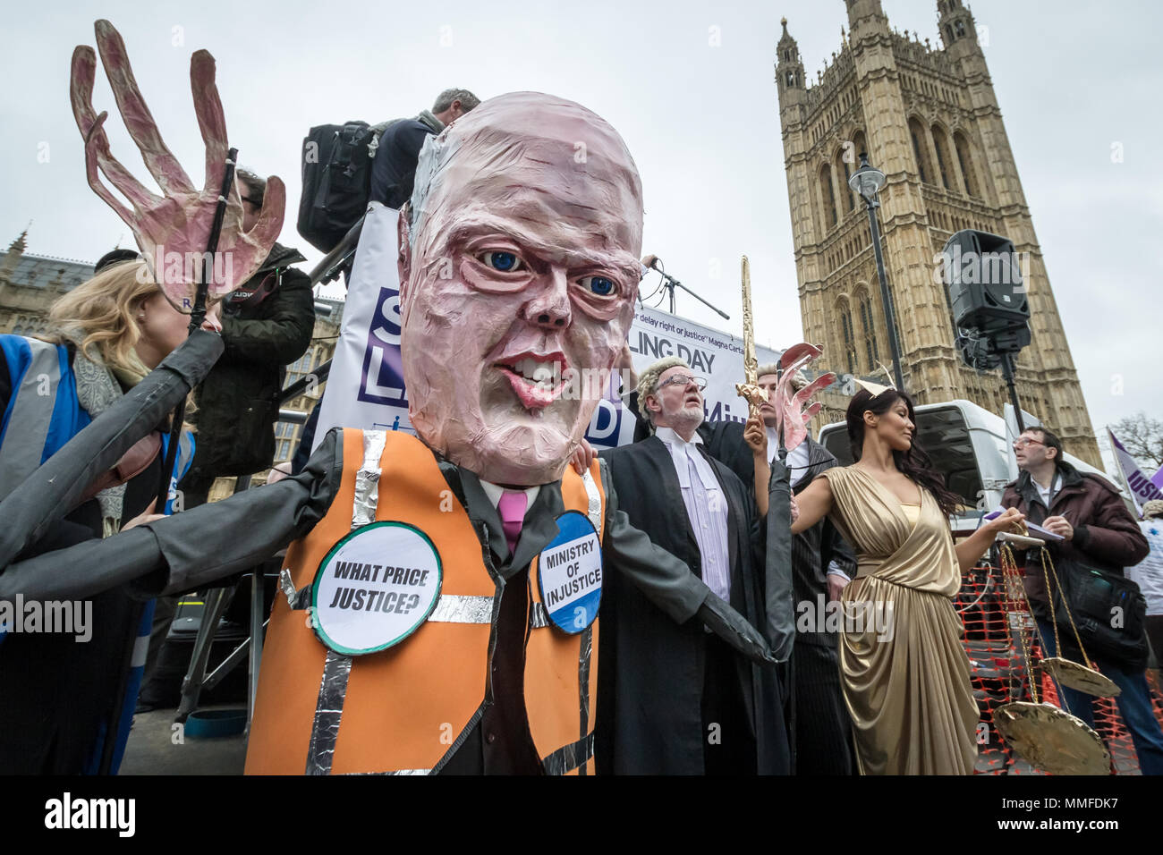 Barristers und Solicitors Protest in einer zweiten Masse Arbeitsniederlegung über Kürzungen bei Prozesskostenhilfe. Westminster, Großbritannien Stockfoto