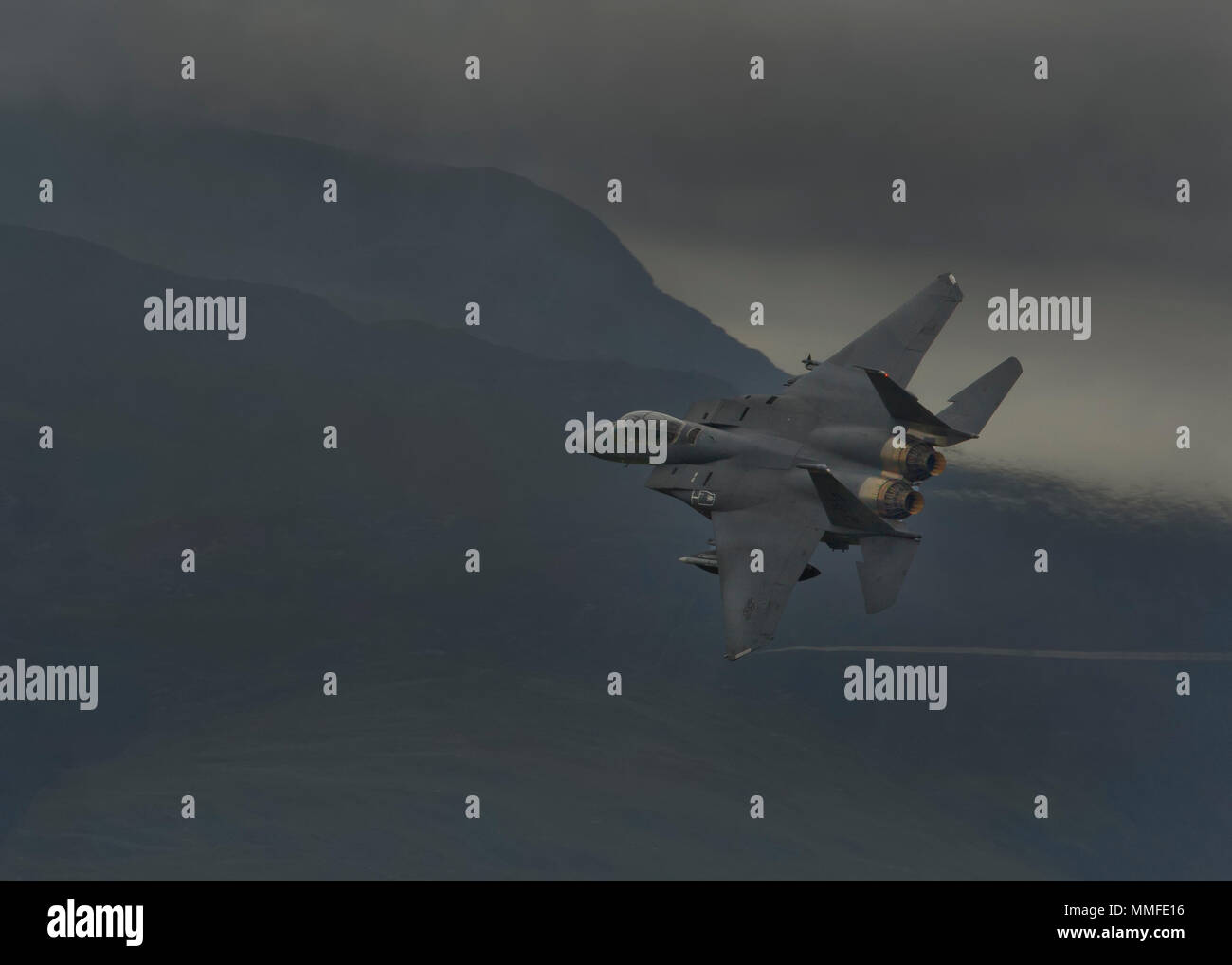 USAF F15 Eagle niedrig Stockfoto