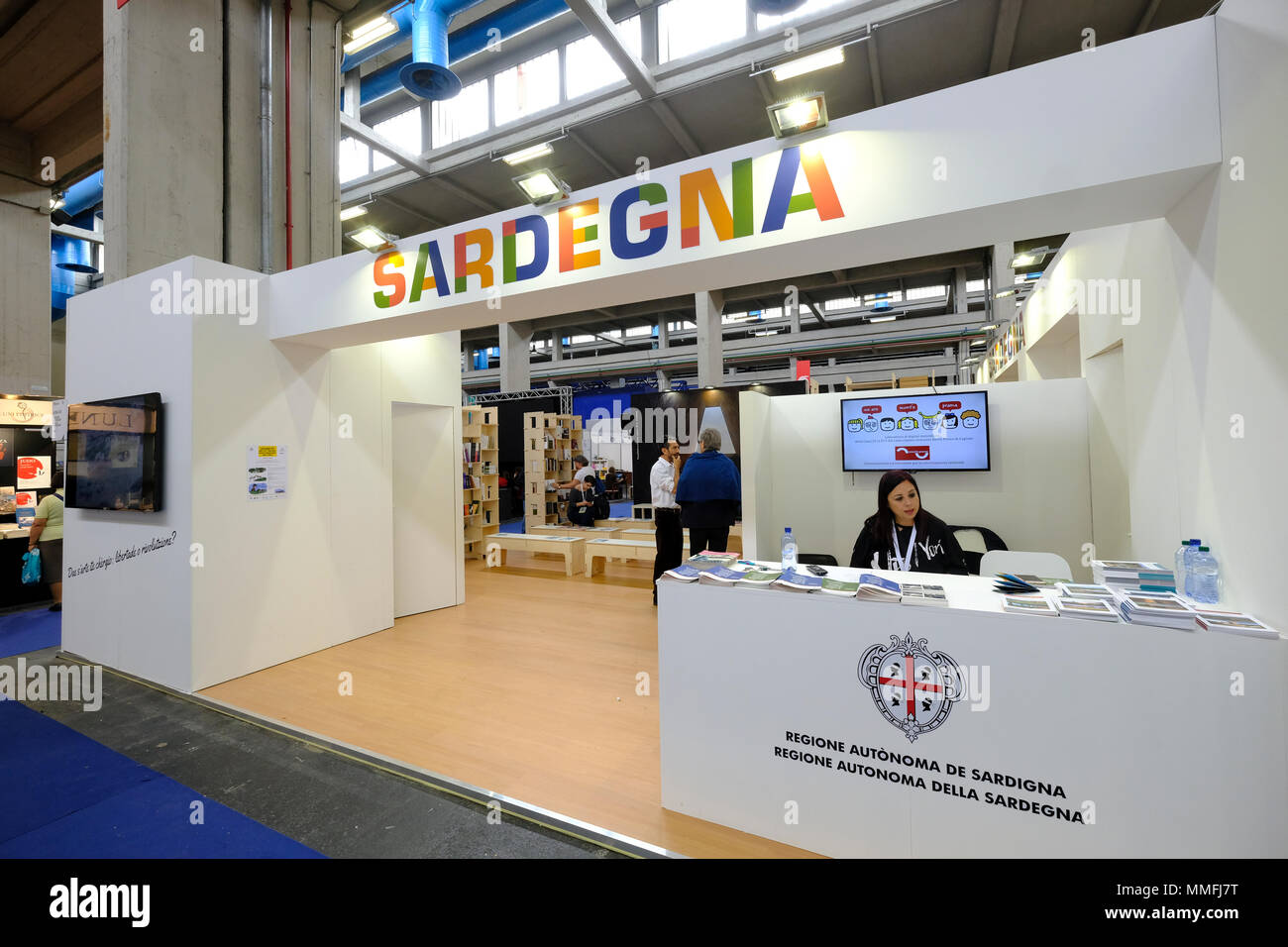 Turin, Piemont, Italien, 10. Mai 2018. International Book Fair 2018, erster Tag. Sardinien stand Credit: RENATO VALTERZA/Alamy leben Nachrichten Stockfoto