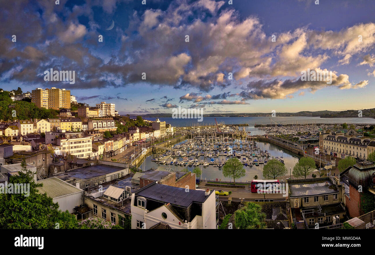 De - Devon: Panoramablick auf den Hafen von Torquay und die Stadt (HDR-Bild) Stockfoto