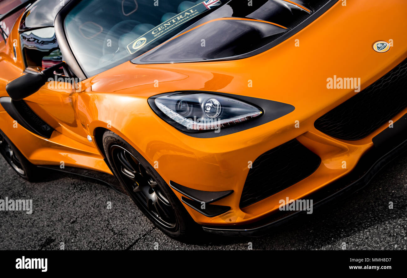 Eine helle, moderne Sportwagen Lotus Exige Stockfoto