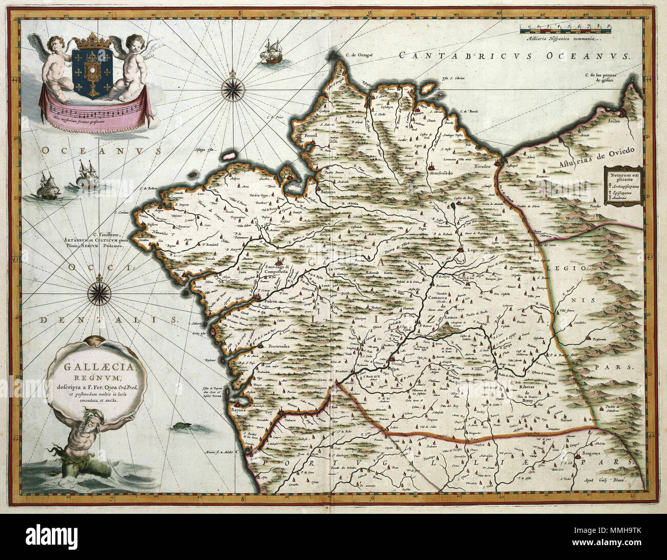 . Nederlands: Deze kaart van Gallicië werd 1635 voor het eerst uitgegeven door Willem Jansz. Blaeu (1571-1638). Später in de 17 de eeuw werd de kaart een Anzahl malen herdrukt, onder Meer ten behoeve van de Atlas Maior van Joan Blaeu (1598-1673) uit 1662. Willem Jansz. Blaeu baseerde Zürich voor de afbeelding op een kaart van de Antwerpse uitgever Jan Baptist Vrients (1552-1610) uit 1603. Vrients op zijn Beurt hatte gebruik gemaakt van een van overzichtskaart Gallicië van de Spaanse kartograaf Fernando de Ojea (overleden 1615) uit 1602. Englisch: Diese Karte von Galicien wurde zum ersten Tim veröffentlicht. Stockfoto