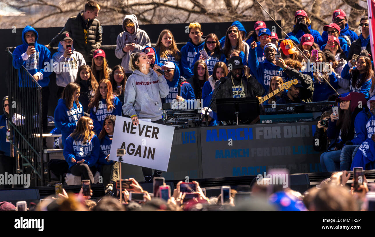 März 24, 2018 - Washington D.C., Miley Cyrus singt im März für unser Leben Rally und Protest gegen Waffen, Washington DC, 24. März 2018 Stockfoto