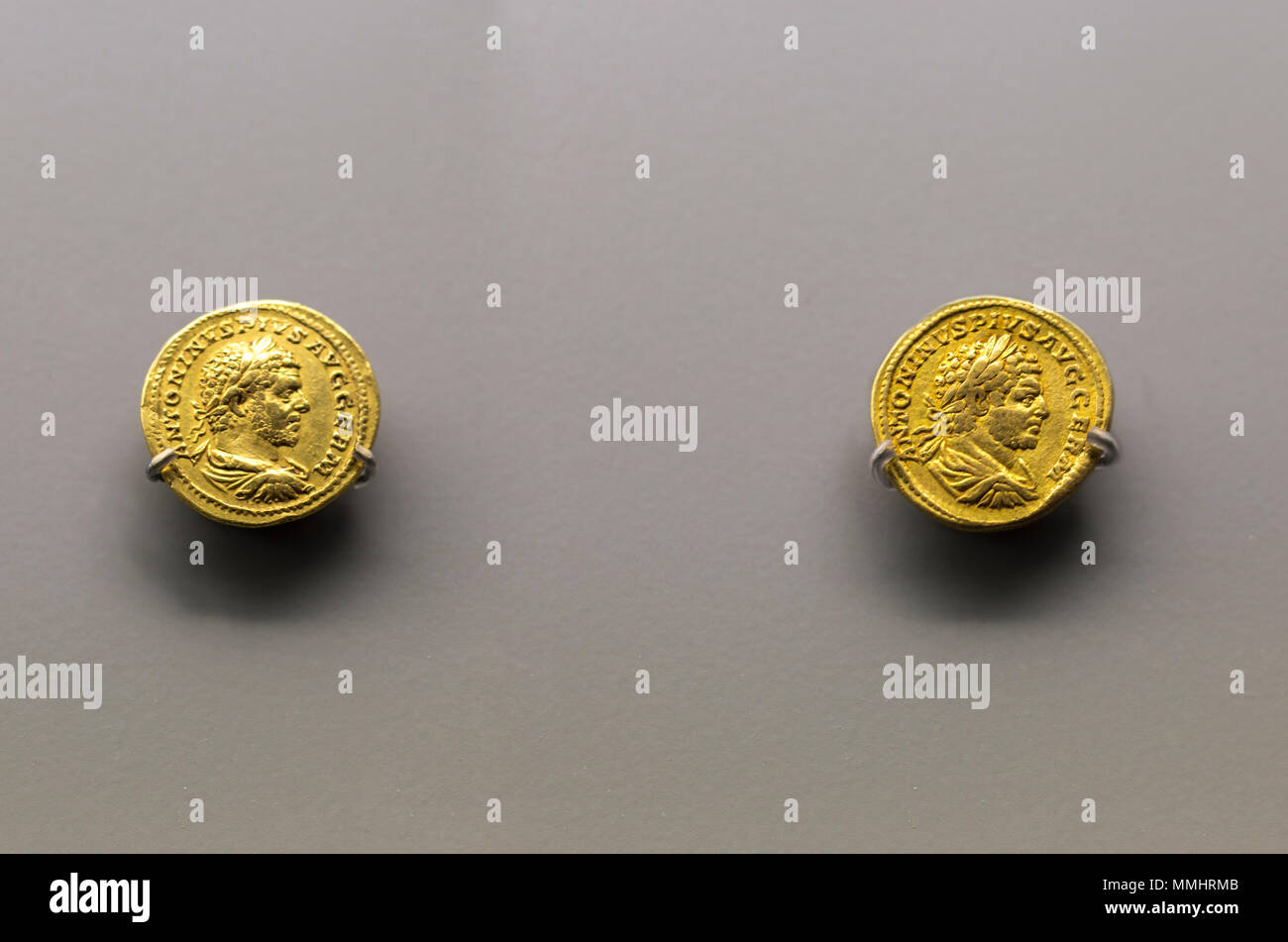 In Merida, Spanien - Dezember 20th, 2017: Gold Römische Kaiserzeit Lager die Büste von Kaiser Caracalla. Nationalmuseum für Römische Kunst in Merida, Spanien Stockfoto