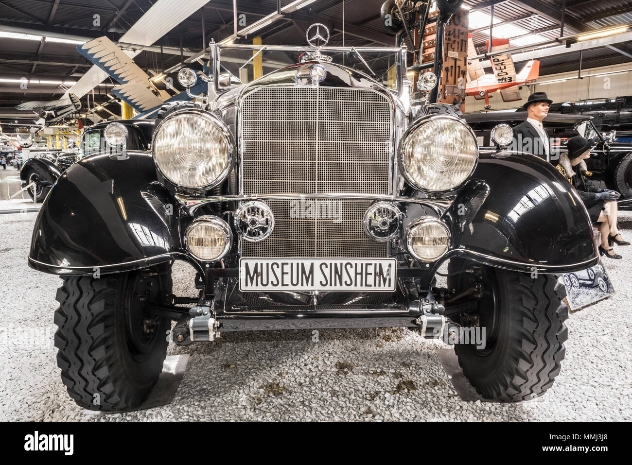 Mercedes Oldtimer Auto mit eingeschrieben Nummernschild 'Museum', Sinsheim Auto & Technik Museum, Sinsheim, Deutschland Stockfoto