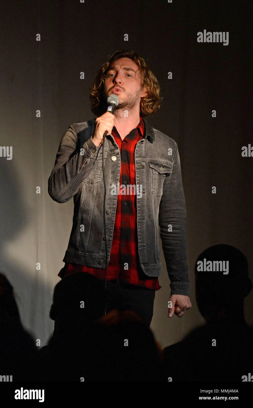 Seann Walsh Stand up Comedian auf der Bühne an der Legion in Lerwick Shetland Stockfoto