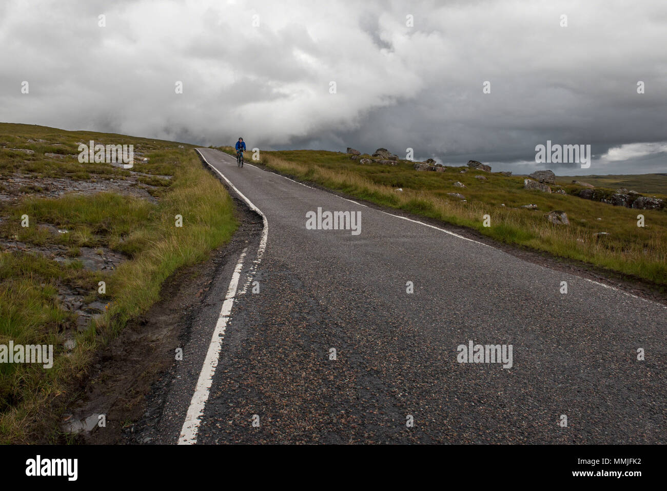 Radfahren die Bealach Na Böhler. Auf der Anständigen nach Applecross. Stockfoto
