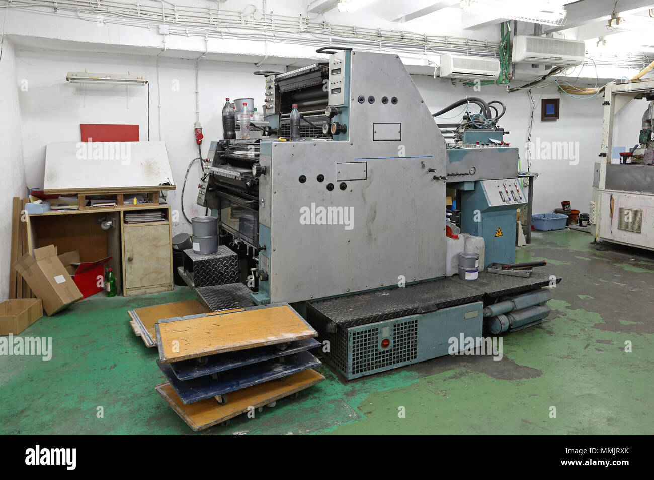 Offset Druckmaschine in Print Factory Stockfoto