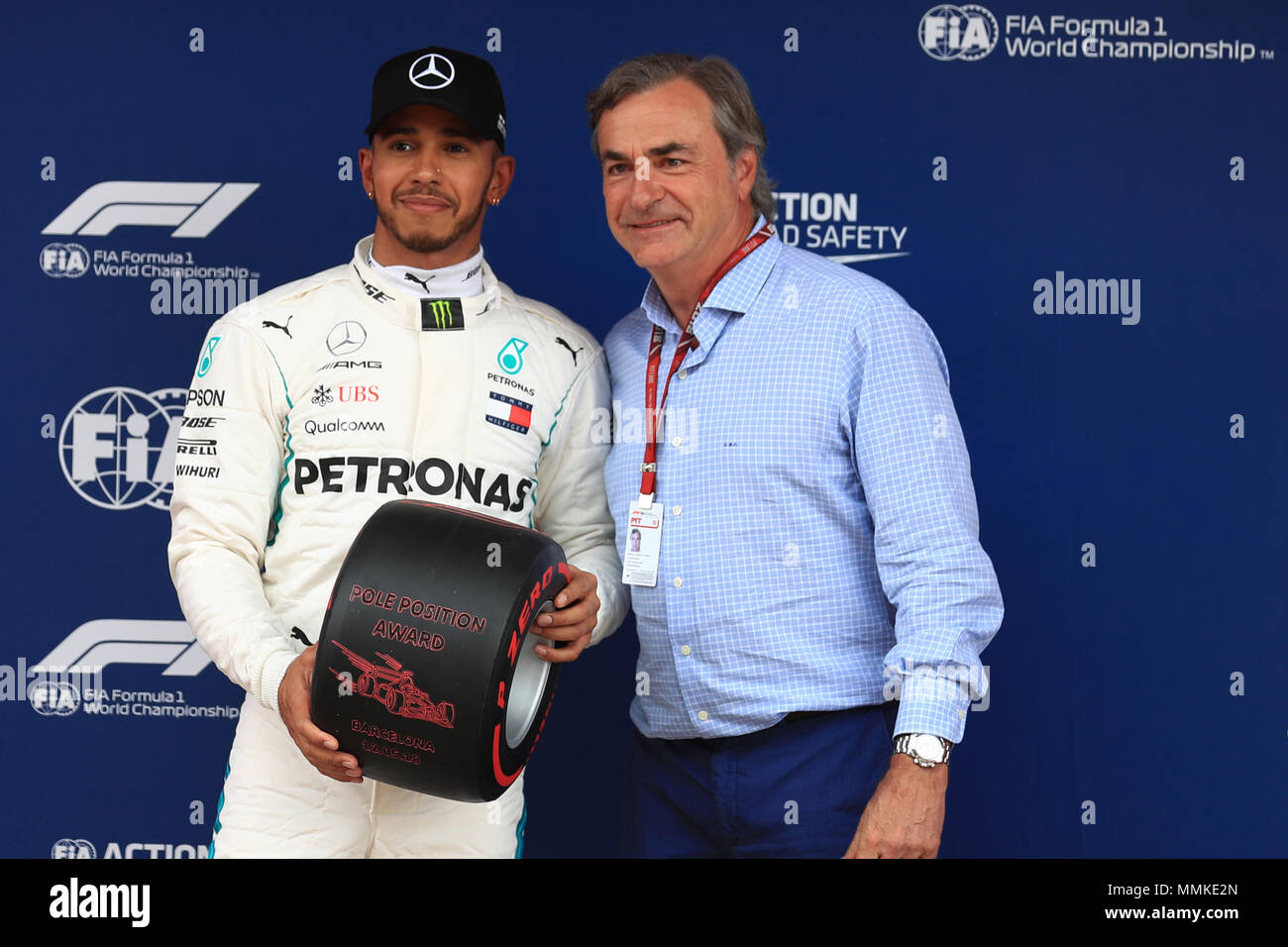Barcelona, Spanien. 12. Mai 2018. Barcelona, Spanien. 12. Mai, Circuit de Barcelona, Barcelona, Spanien; Spanische Formel 1 Grand Prix, Samstag Qualifying; MERCEDES AMG PETRONAS Motorsport, Lewis Hamilton und Carlos Sainz Snr Credit: Aktion Plus Sport Bilder/Alamy Live News Credit: Aktion Plus Sport Bilder/Alamy leben Nachrichten Stockfoto