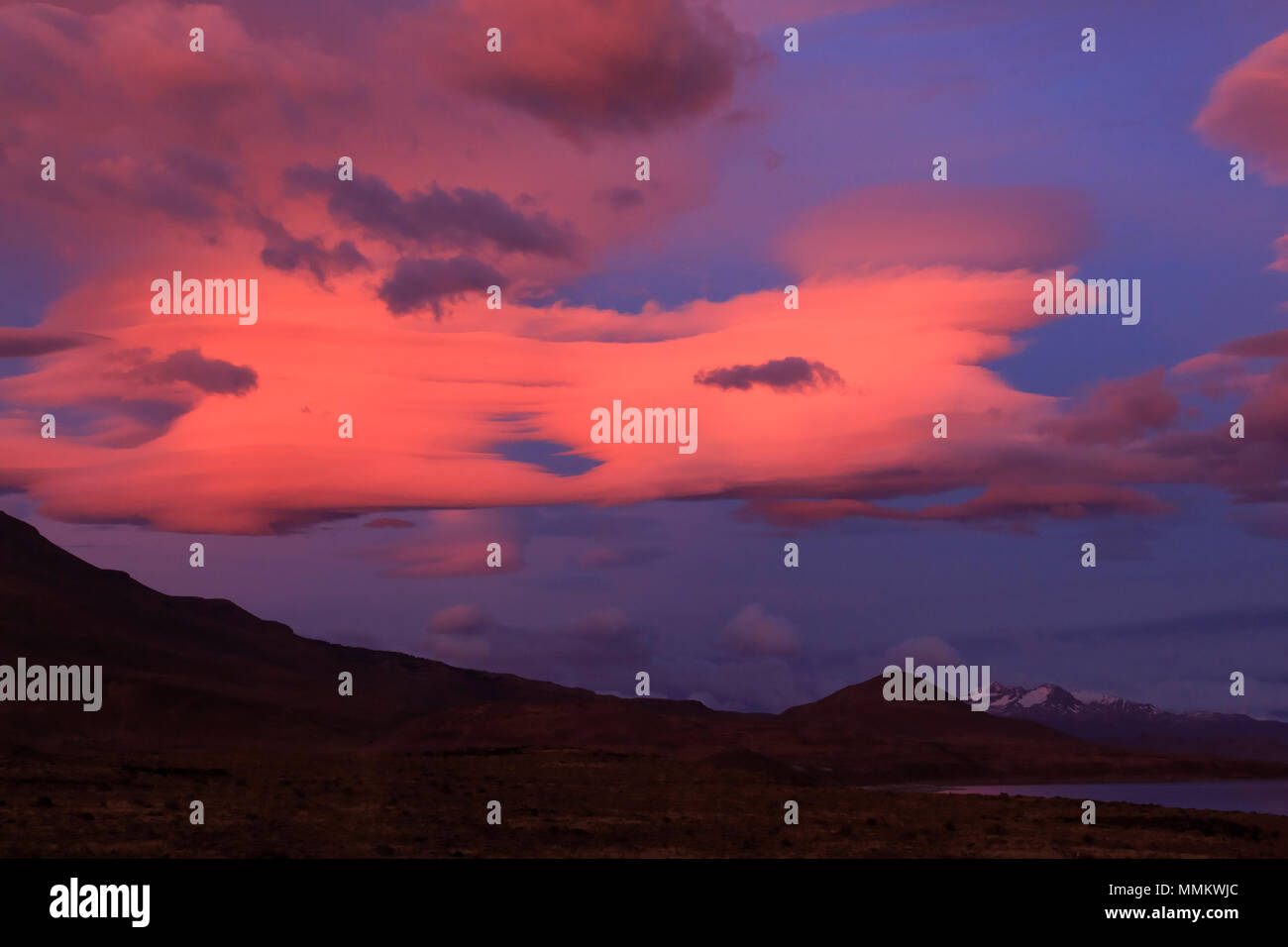 Sunrise Wolkenbildung, Patagonien, Chile Stockfoto