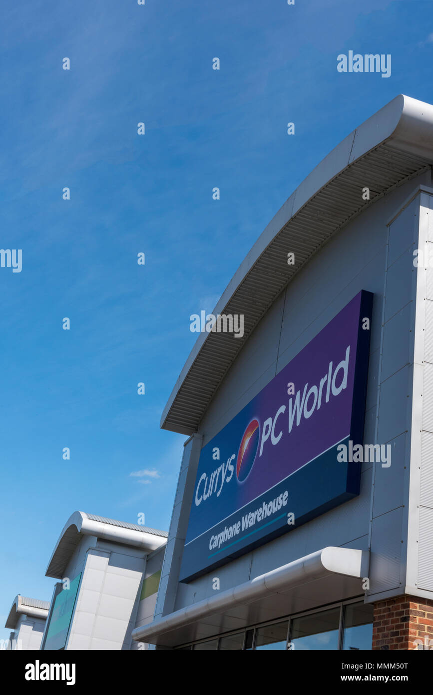 Currys pc world Store auf eine außerhalb der Stadt gelegenes Retail Development Stockfoto