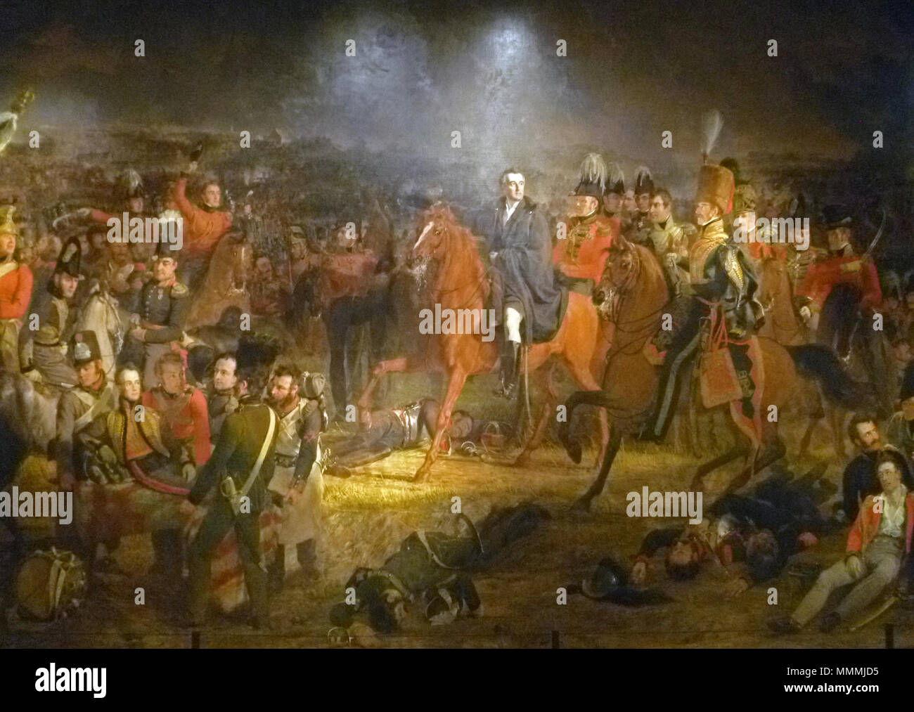 . Die Schlacht von Waterloo, 18. Juni 1815. Blick auf das Schlachtfeld auf den Moment, in dem der britische Commander Wellington erhält die Nachricht, dass Hilfe von preußischen Truppen ist im Gange. Unten links die Verwundeten Prinzen von Orange wird weggetragen. Die Kommandeure und Offiziere sind in der Mitte auf dem Pferd dargestellt. Unten rechts eine Reihe von Verletzten und Toten Soldaten. Im Hintergrund die Schlacht tobt. Die porträtierten Lord Uxbridge, Sir Rowland Hill, Personal Colonel Sir William Delancey, Generalmajor George Cooke, Oberst Harvey, Colonel Campbell, Generalleutnant Don Miqu Stockfoto