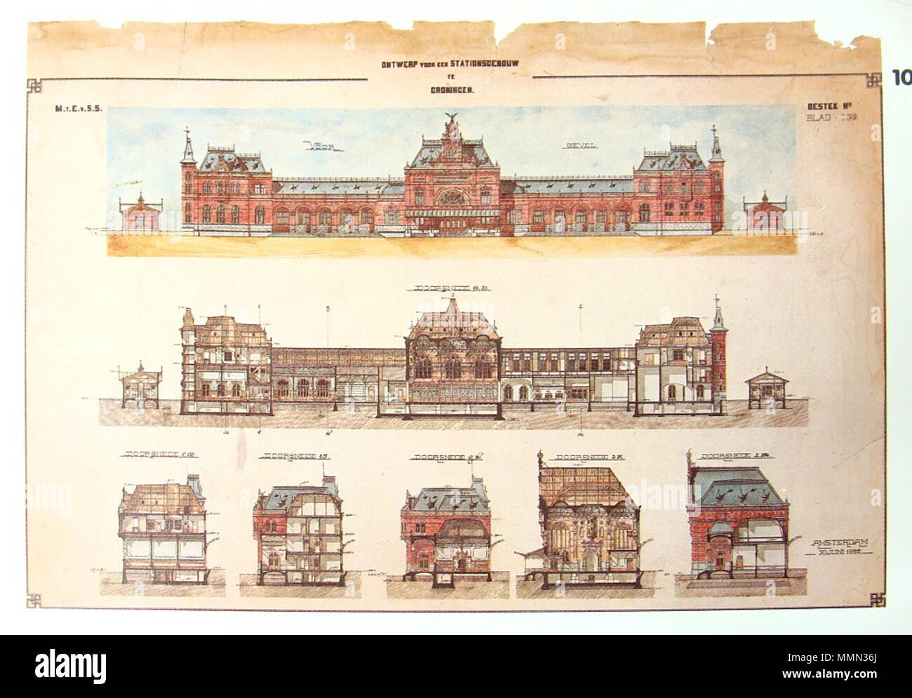 . Nederlands: Bestektekening van nl: Bahnhof Groningen uit 1892, Tür ir. I. Gosschalk. Reproductie uit Marie-Anne Asselberghs, de trein hoort Erbij, Nederlands Spoorweg Museum, 1981, S. 105 Englisch: Design für Groningen Bahnhof in den Niederlanden, von dem Architekten Isaac Gosschalk. 30. Juni 1892. I. Gosschalk (1838-1907) 83 Bestek Bahnhof Groningen 1892 Stockfoto