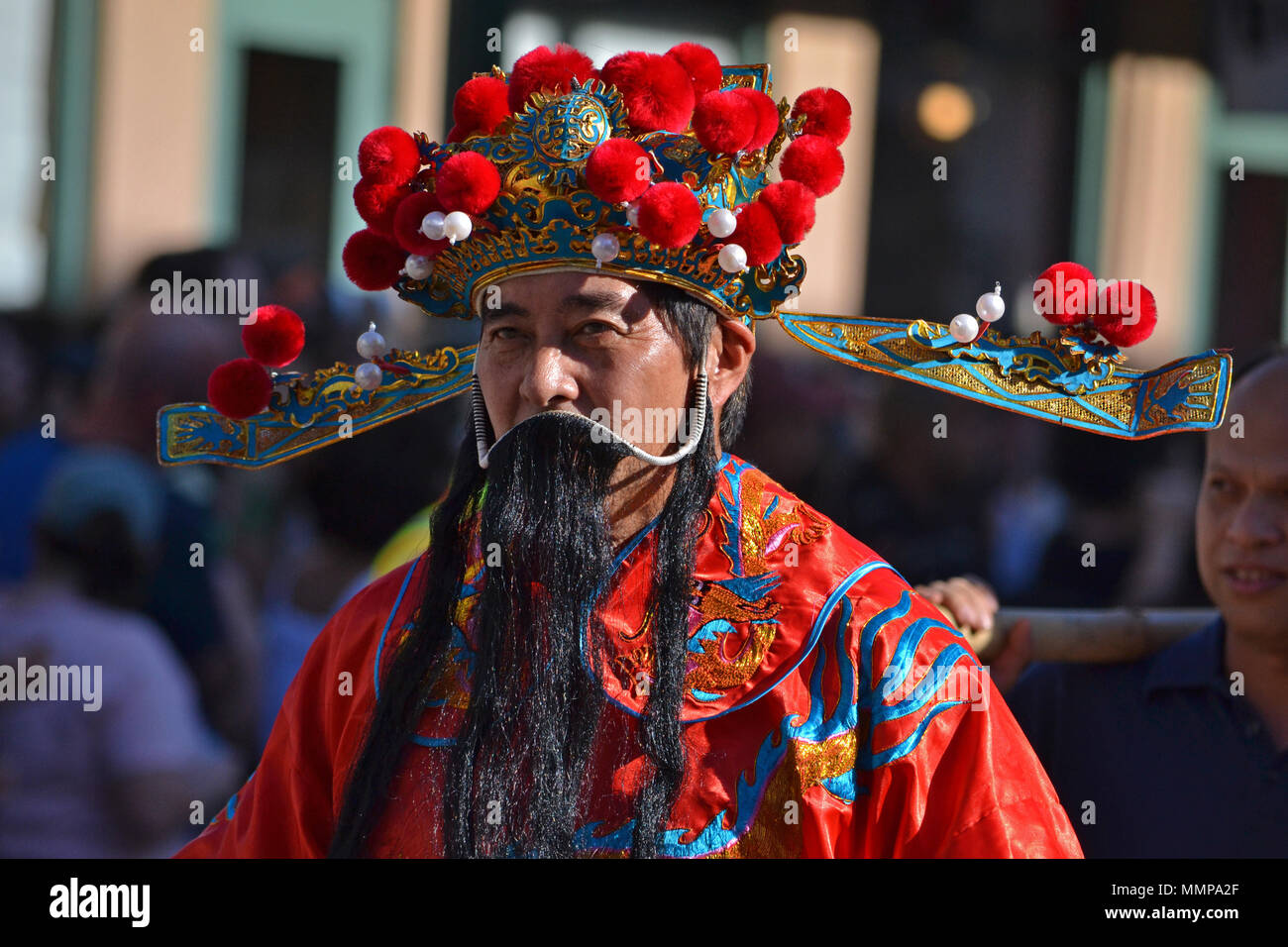 Chinesischer Mann am Neujahrsfest Feier, Oahu, Hawaii, USA Stockfoto