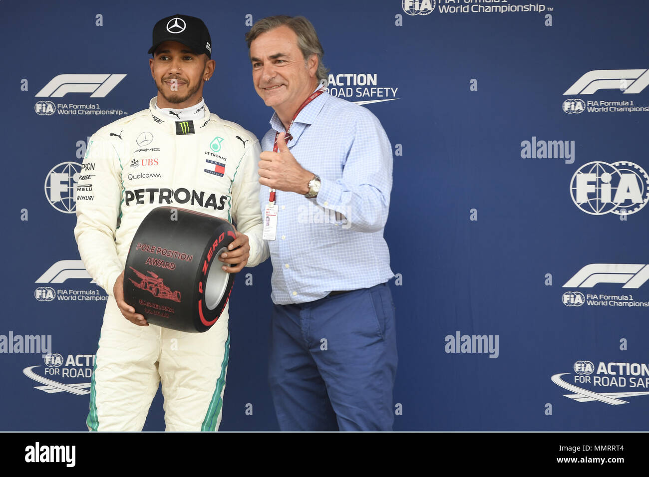 Barcelona, Spanien. 12. Mai 2018. Motorsport: FIA Formel Eins-Weltmeisterschaft 2018, Grand Prix von Spanien, #44 Lewis Hamilton (GBR, MERCEDES AMG PETRONAS Motorsport), Carlos Sainz senior 12.05.2018. | Verwendung der weltweiten Kredit: dpa/Alamy leben Nachrichten Stockfoto