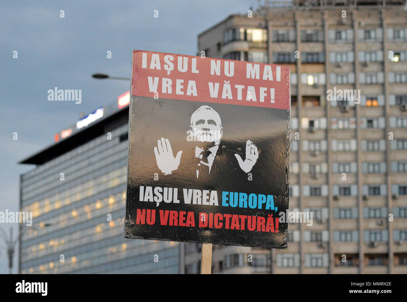 Bukarest, Rumänien. Mai 2018. Demonstranten vor den rumänischen Regierungsgebäuden fordern Gerechtigkeit und Rechtsstaatlichkeit Credit: Douglas MacKenzie/Alamy Live News Stockfoto