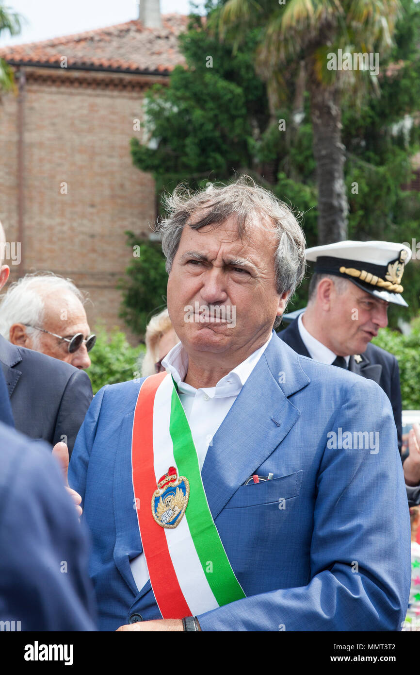 Sensa Stockfotos Und Bilder Kaufen Alamy alamy