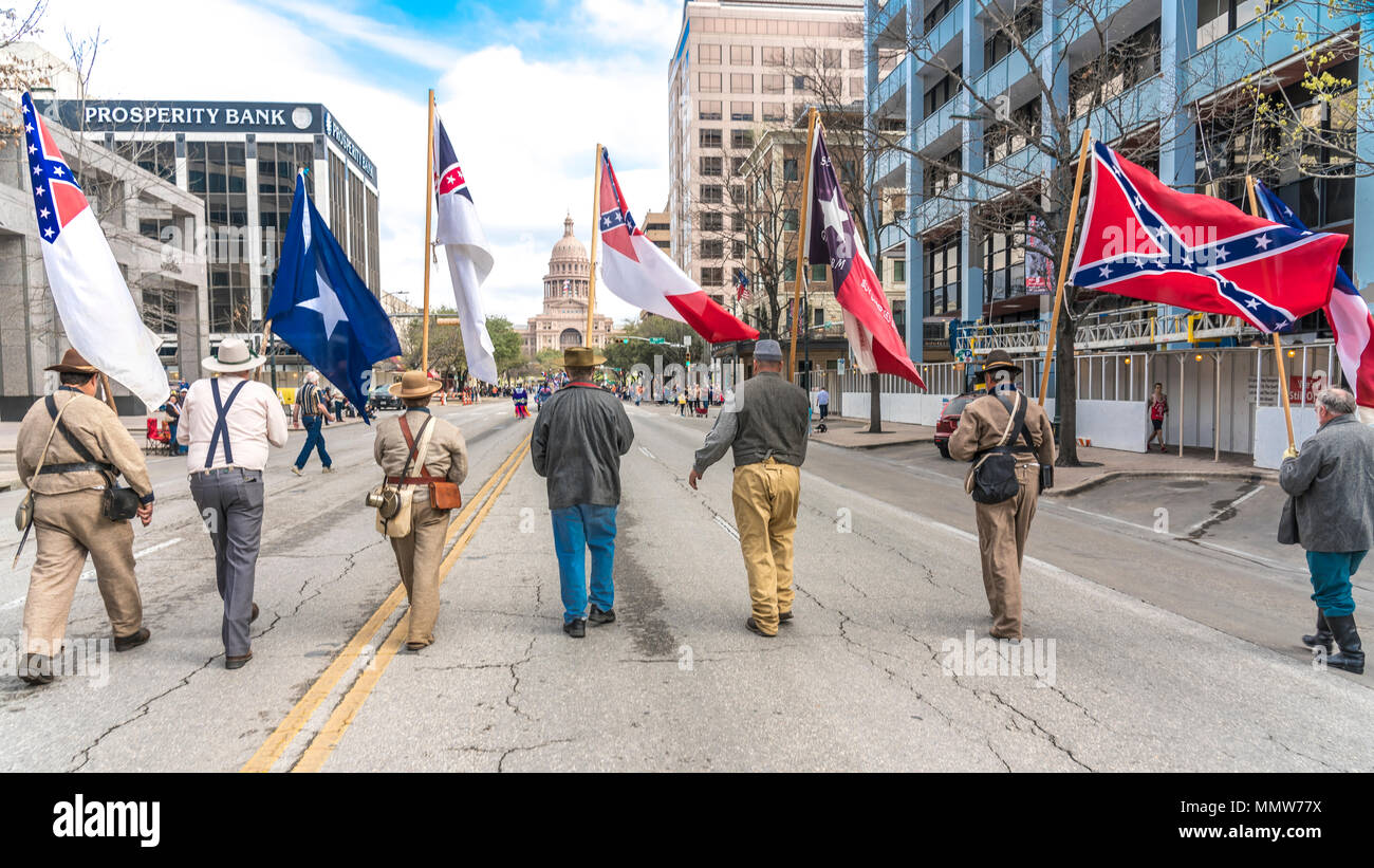 März 3, 2018 - AUSTIN Texas - Confederate Flag am jährlichen Texas Independence Day Parade auf dem Texas Capitol. Eine offizielle staatliche Feiertag, der Tag feiert Texas Erklärung der Unabhängigkeit von Mexiko am 2. März 1836 Stockfoto