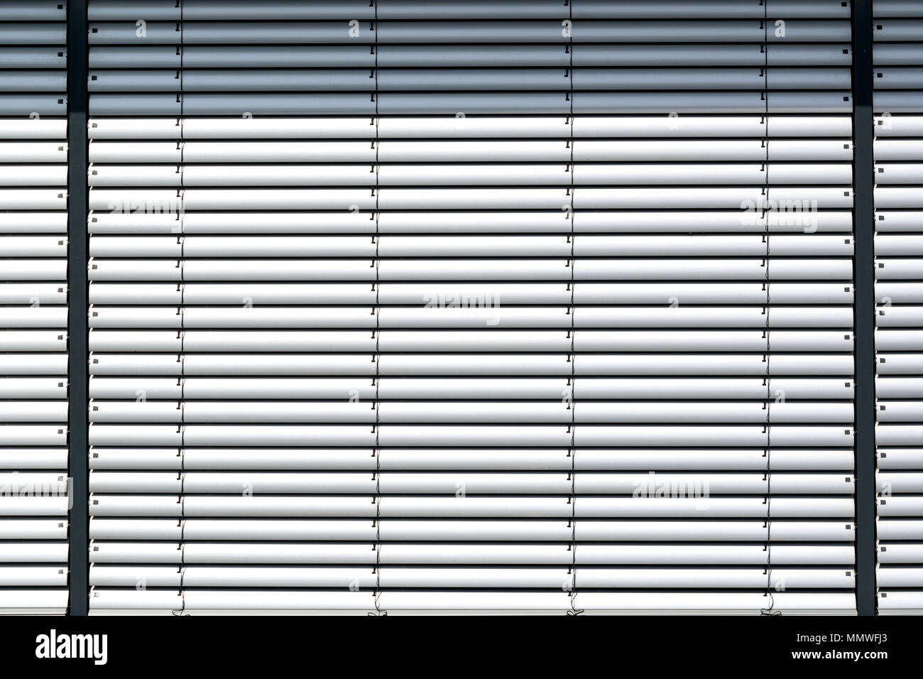 geschlossene Fenster-Vorhänge für Nutzung im Hintergrund Stockfoto