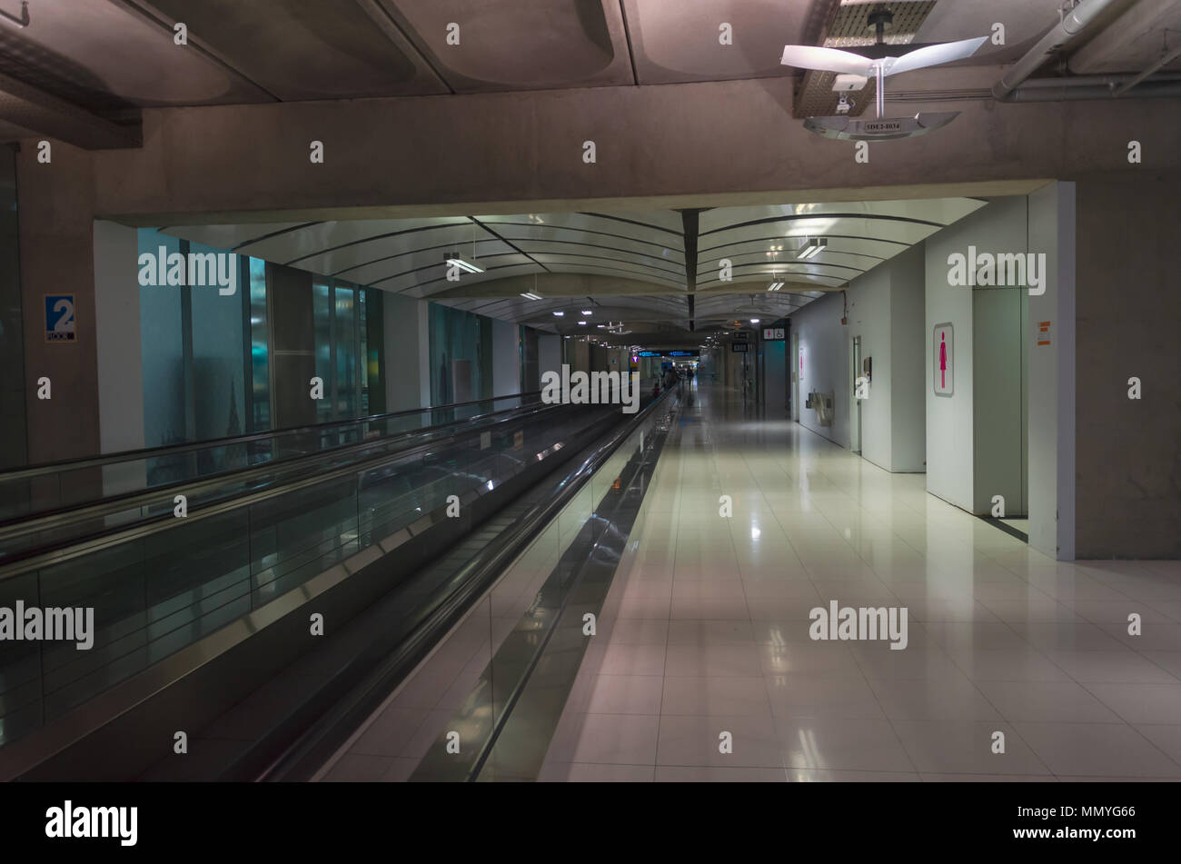 Abstract blur Korridor im Flughafen. Stockfoto