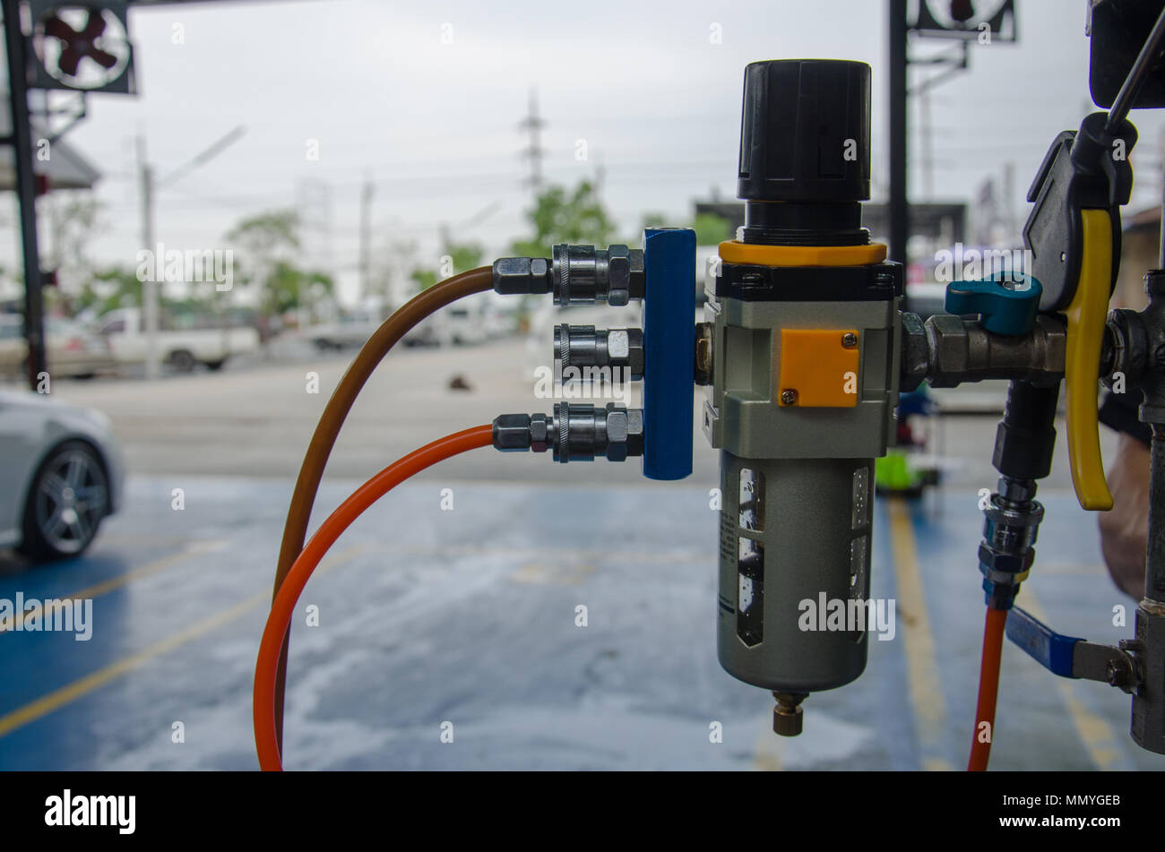 Luftregler der Manometer an Carcare. Stockfoto