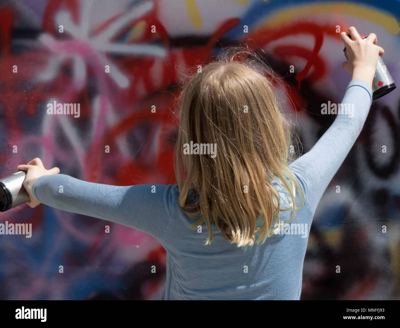 Konzept Kreativität Graffiti Kunst sonnigen Tag Hintergrund Stockfoto