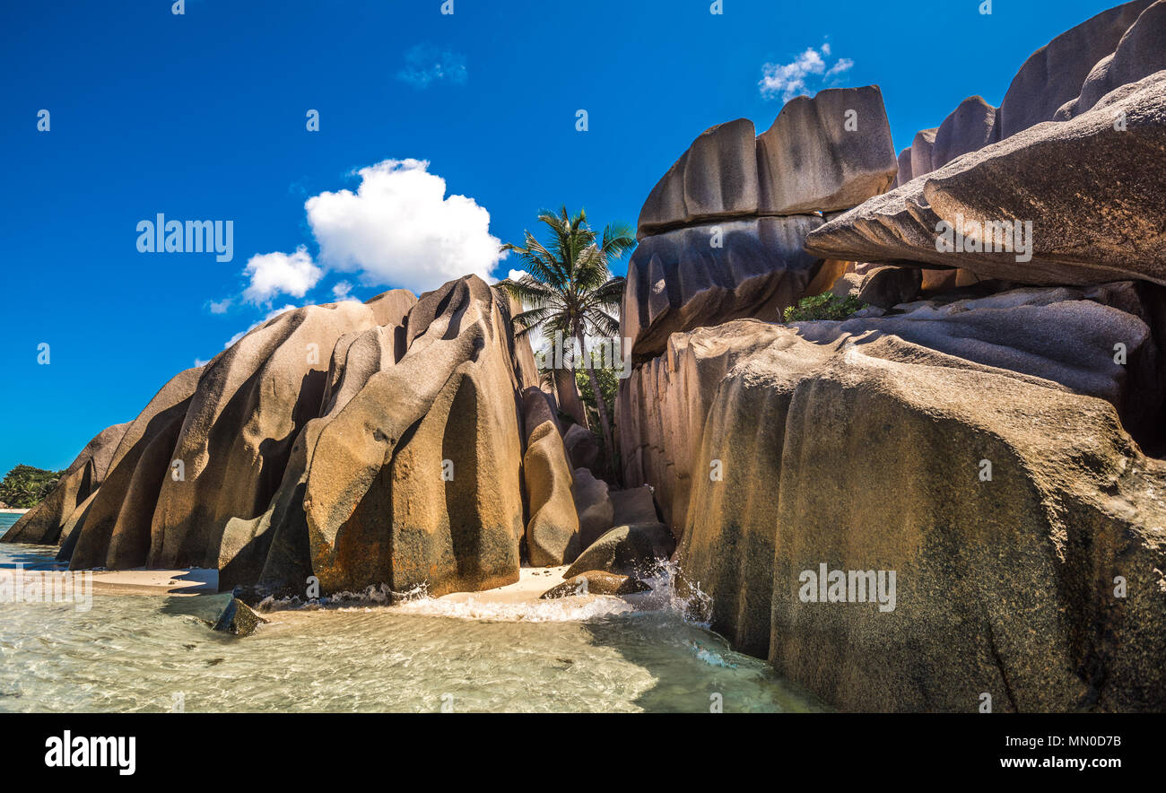 Tropical Island Beach, Source d'Argent, La Digue, Seychellen Stockfoto Tropical Island Beach, Source d'Argent, La Digue, Seychellen Stockfoto