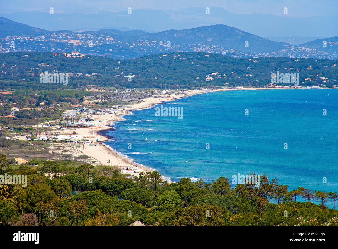 Baie de pampelonne Fotos und Bildmaterial in hoher Auflösung Alamy
