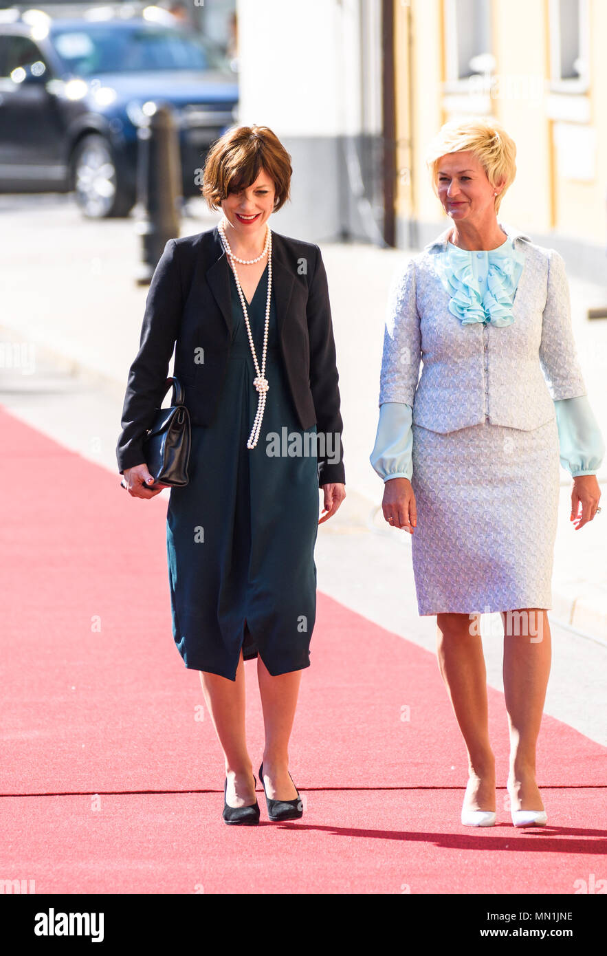 Riga Lettland 14 Mai 2018 Staatsbesuch Des Prasidenten Der Schweizerischen Eidgenossenschaft Alain Berset Und Frau Muriel Zeender Berset In Der Republik Lettland Credit Gints Ivuskans Alamy Leben Nachrichten Stockfotografie Alamy