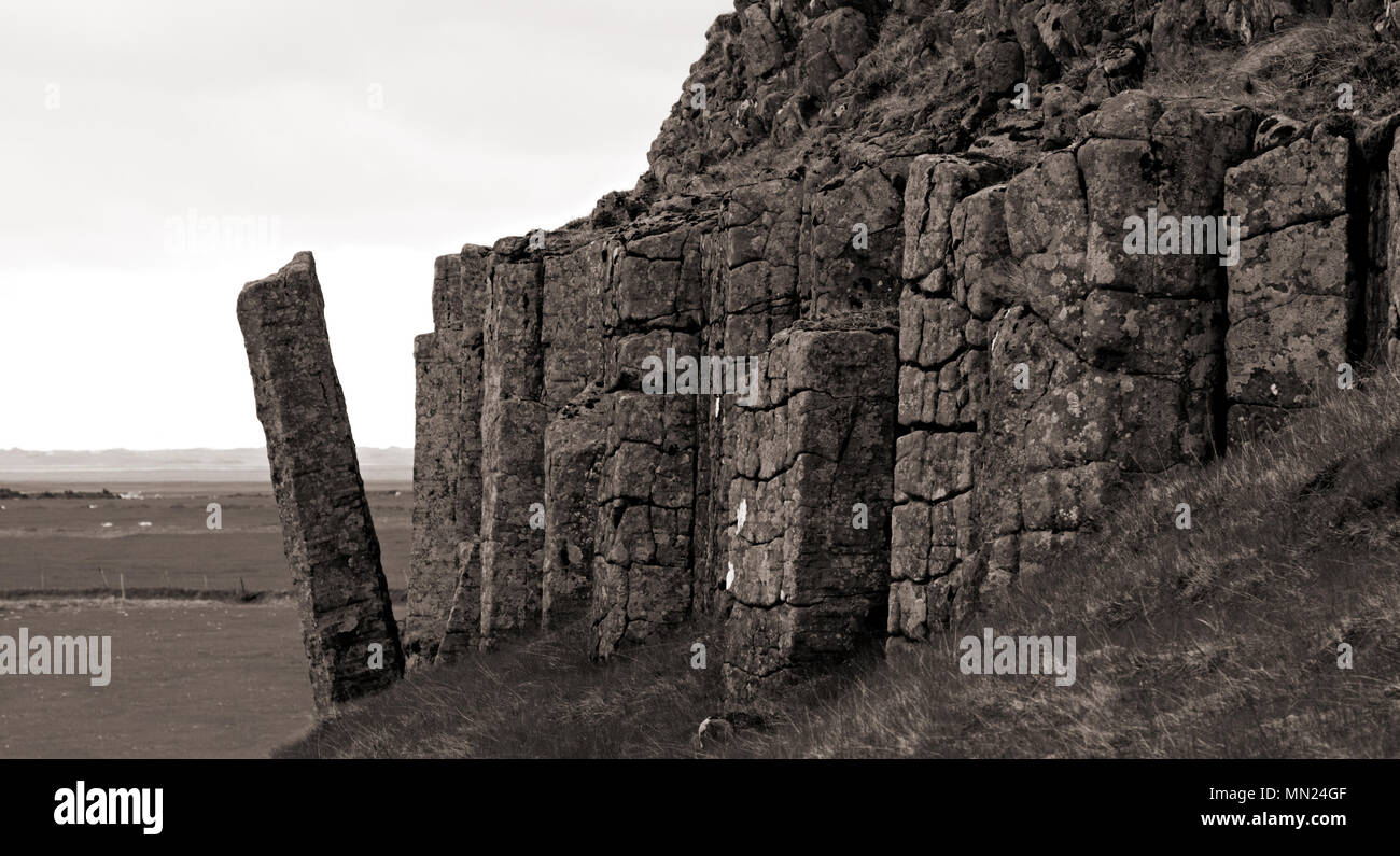 Die berühmten basaltsäulen in Dverghamrar, Island. Stockfoto