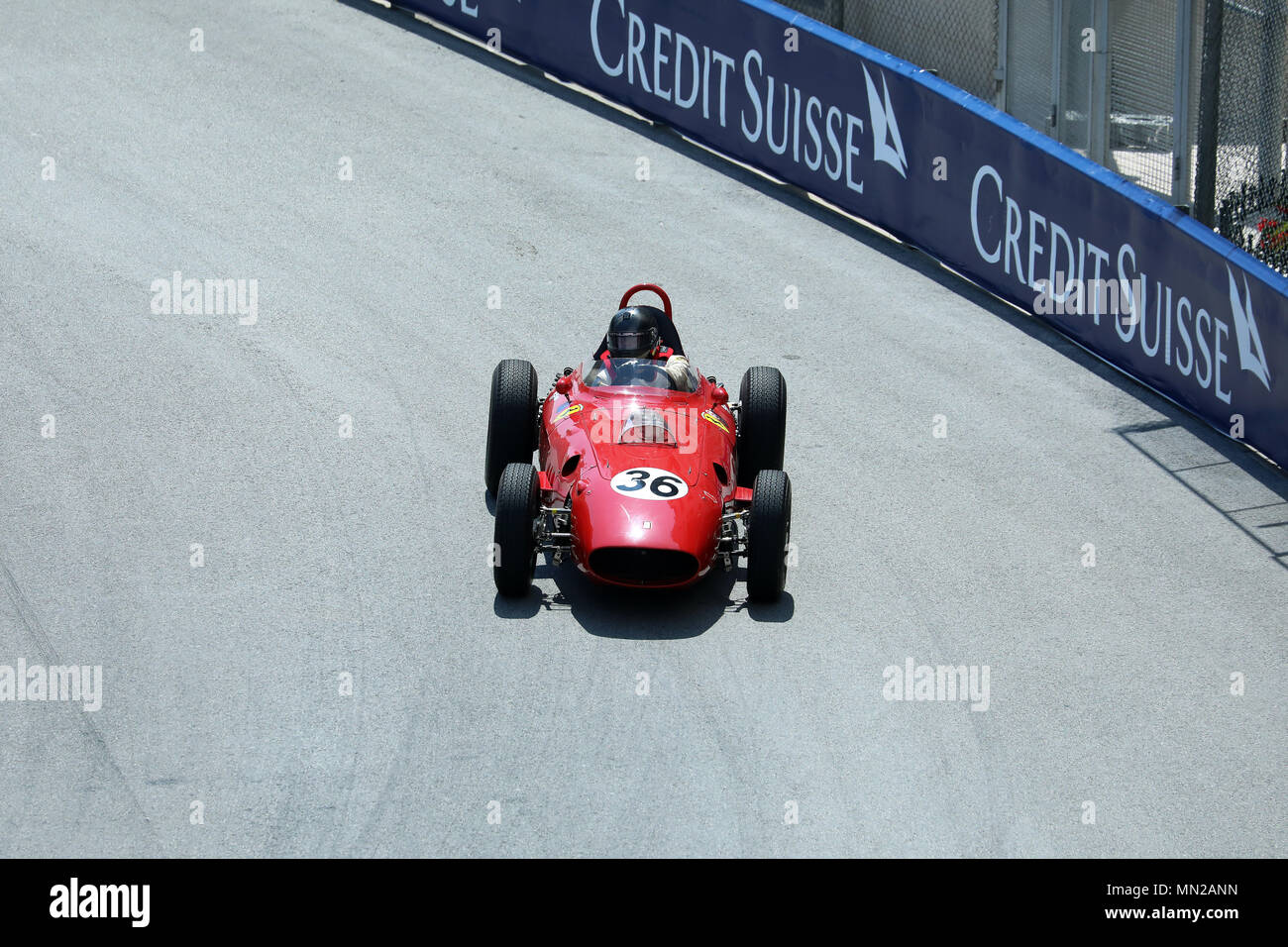 Monte Carlo, Monaco - 11. Mai 2018: Die roten Ferrari 246 Dino F1 (auch bekannt als der Ferrari 156 P), Einsitzer alten Rennwagen, 11 Grand Prix de Monaco Seine Stockfoto
