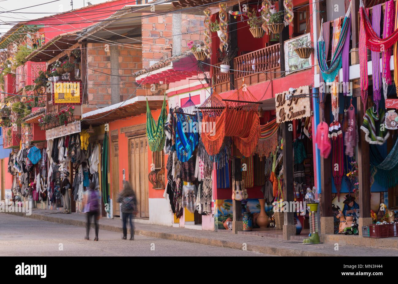 Die bunten Straßen von Raquira, Boyaca, Kolumbien Stockfoto