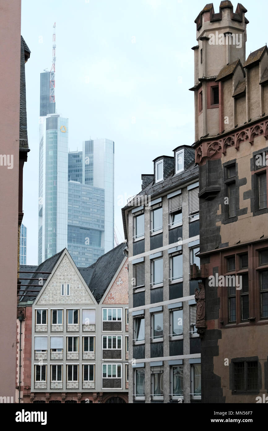 HÃ¼Hnermarkt in Frankfurt am Main, Deutschland. Der historische Marktplatz ist Teil der ehemaligen Stadt Zentrum (Altstadt), rekonstruiert in der sogenannten Dom-RÃ¶ Stockfoto