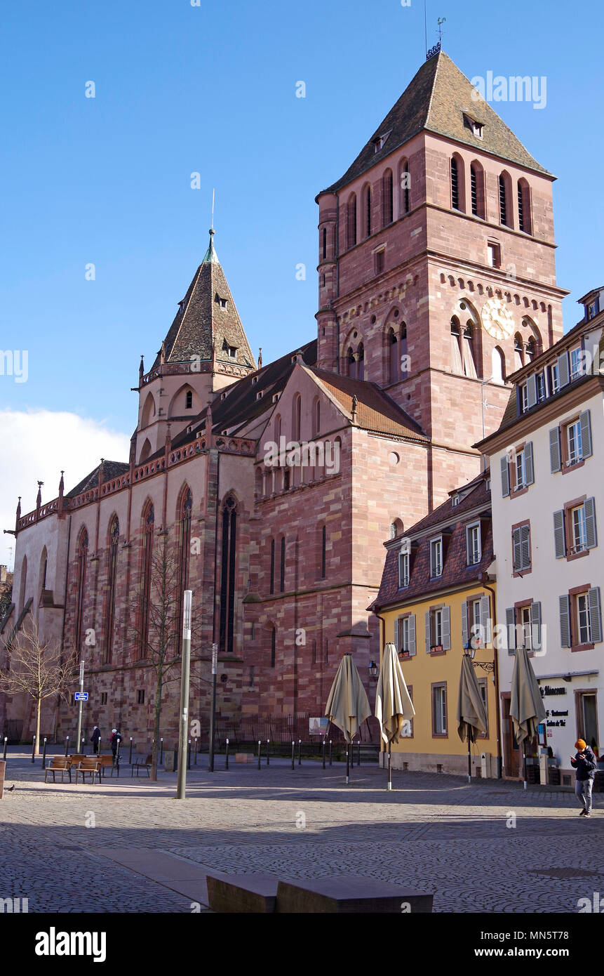 Kirche des hl. Thomas, bekannt als der protestantischen Kathedrale, die romanische und gotische Kirche in Straßburg, Elsass, Frankreich Stockfoto