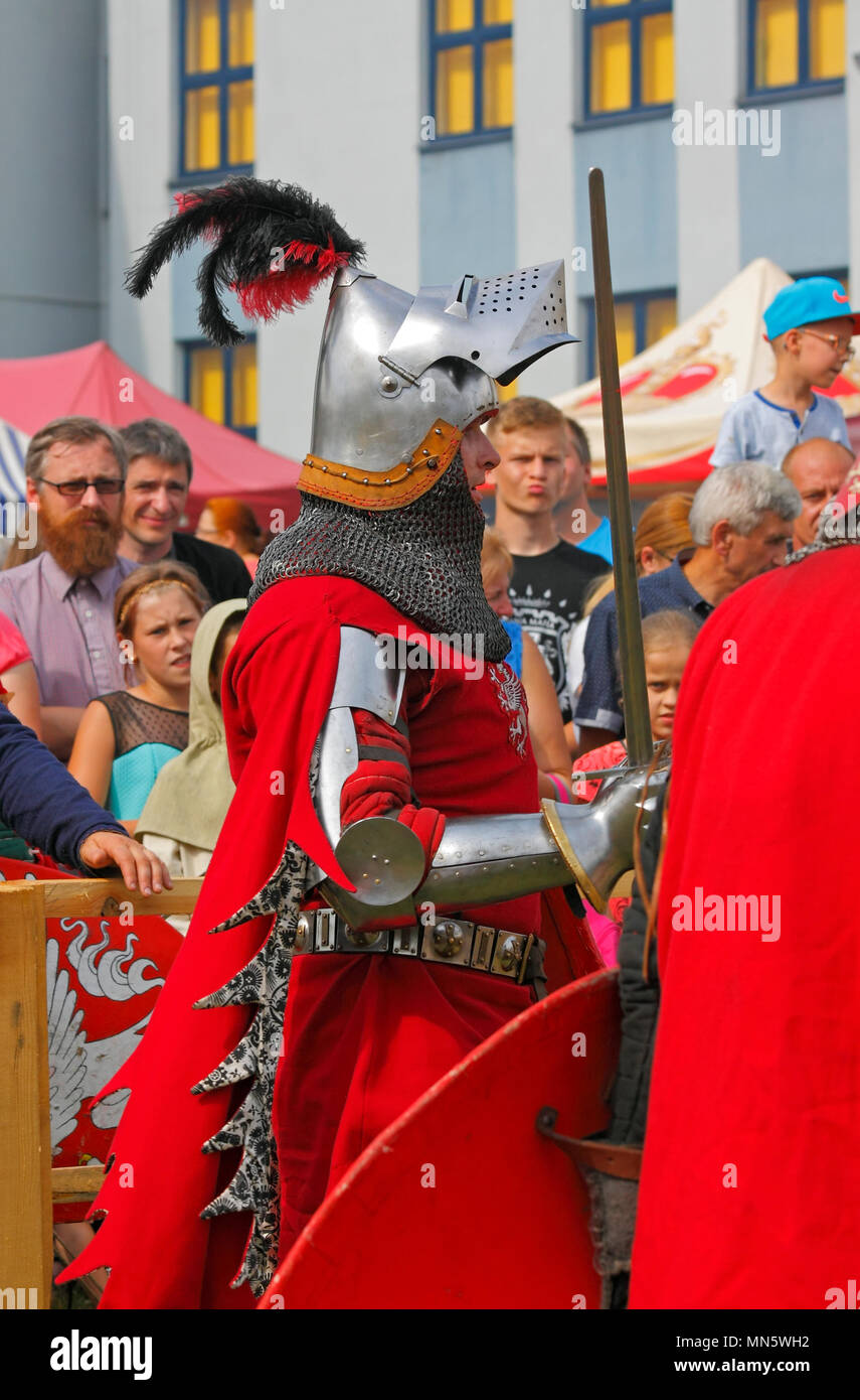 Ritter. "Knight's Turnier mit Pflaume". Szydlow, Polen, 23. Juli 2017. Stockfoto
